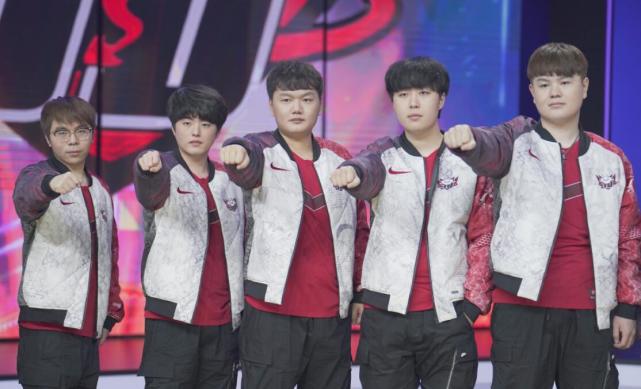 德国等足球 德国等足球