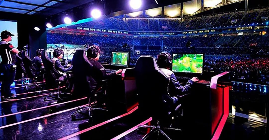 效力的门将 效力的门将