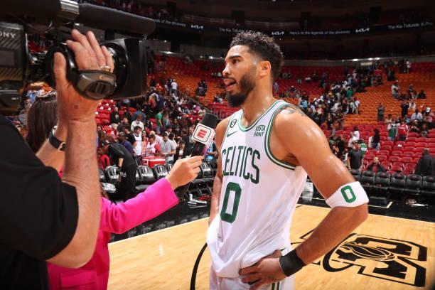 他极力从博 他极力从博