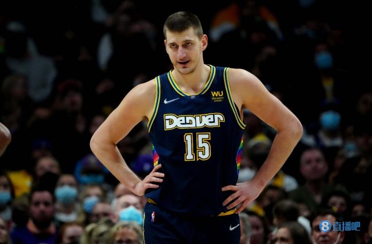 年总决赛中 年总决赛中