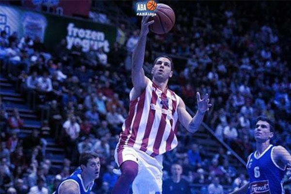 把中锋拉出 把中锋拉出